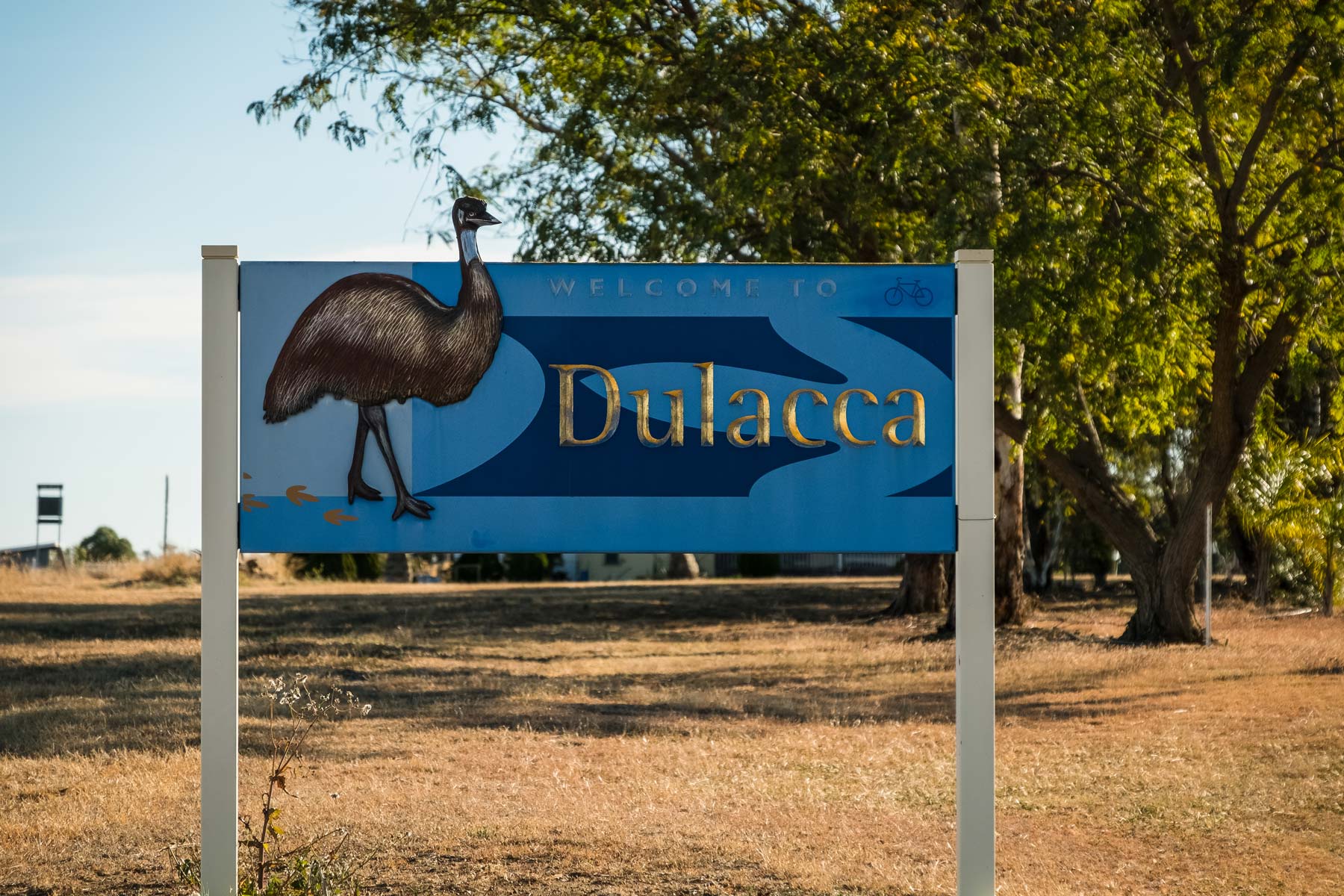 Dulacca welcome sign